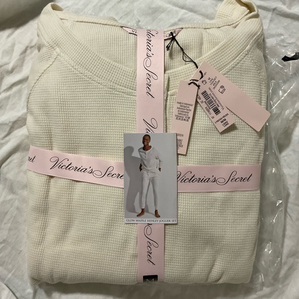 Victoria's Secret Cream Waffle Knit Jogger Set